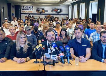 Ecarri exige a Maduro patrullaje marítimo y sobrevuelo de sukhoi en áreas soberanas de Venezuela