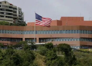 Estados Unidos ofrecerá asistencia consular al estadounidense detenido en Venezuela