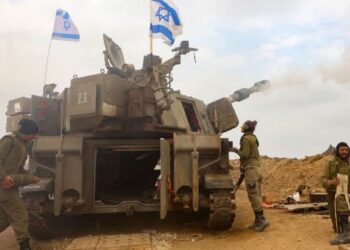 Israel ataca la infraestructura de lanzamiento de misiles de Hamás en Gaza