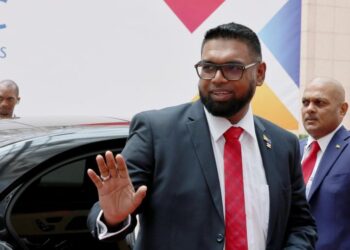 Irfaan Ali: la reunión con Nicolás Maduro no para negociar la frontera