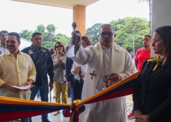 Entregan totalmente renovados Pabellón 6 y Capilla Universitaria de la UC