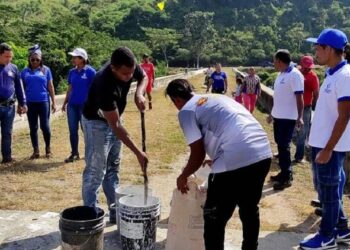 Hidrocentro realizó labores de mantenimiento en el embalse de Canoabo