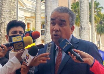 Luis Eduardo Martínez: Urge agotar todos los medios posible para recuperar el Esequibo