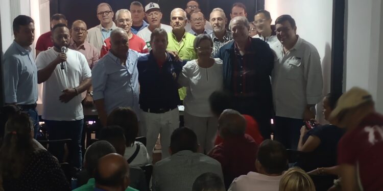 Plataforma Unitaria de Carabobo reconoció la labor de los miembros de la Junta Regional de Primaria