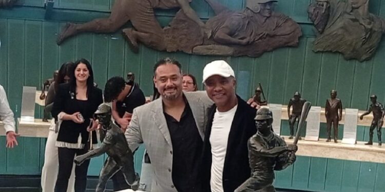 Directo al Salón de la Fama del Béisbol de Venezuela Johan Santana y Melvin Mora