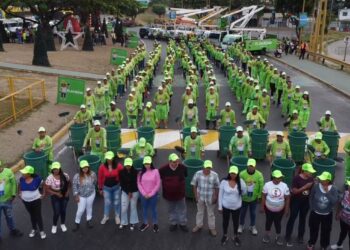 Alcalde Fuenmayor desplegó operativo especial de limpieza en Valencia este 25 de diciembre