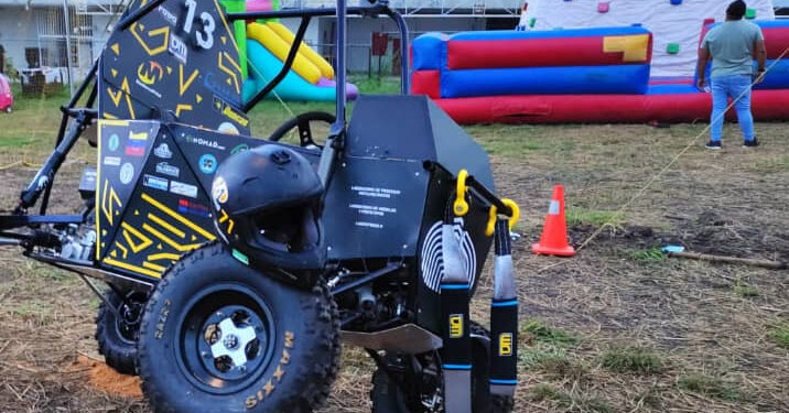 Jóvenes estudiantes de Ingeniería de la USB presentaron el primer prototipo todo terreno para competir en eventos internacionales