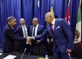 María Corina Machado y todos los inhabilitados deben acudir al TSJ a introducir un amparo cautelar