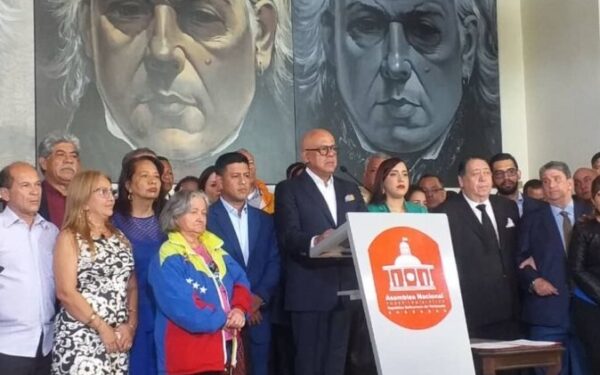 Jorge Rodríguez: Medidas de la CIJ obligan a Guyana a dejar de emitir concesiones petroleras