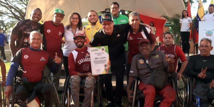 Alcalde Fuenmayor reinauguró Parque Los Paraísos en la parroquia San José de Valencia