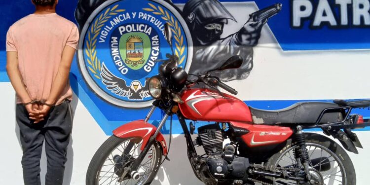 PoliGuacara capturó a sujeto abordo de moto solicitada