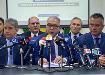 Luis Eduardo Martínez propone aumento de sueldos a $ 100: “Hay ingresos suficientes para cubrirlo”