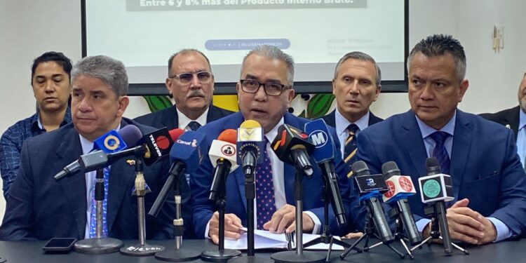 Luis Eduardo Martínez propone aumento de sueldos a $ 100: “Hay ingresos suficientes para cubrirlo”