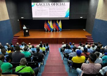 Autoridades de Vialsandi y transportistas de San Diego se reunieron para acordar acciones a favor de los usuarios