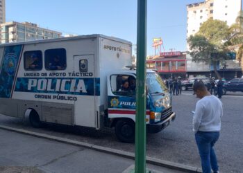 Fuertemente custodiada la esquina de El Tijerazo por Policarabobo