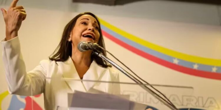 Gobiernos de Ecuador, Argentina y Uruguay rechazan la inhabilitación contra María Corina Machado