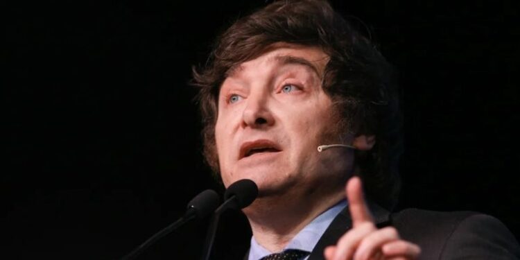 El proyecto de reforma de Javier Milei enfrenta el primer revés judicial