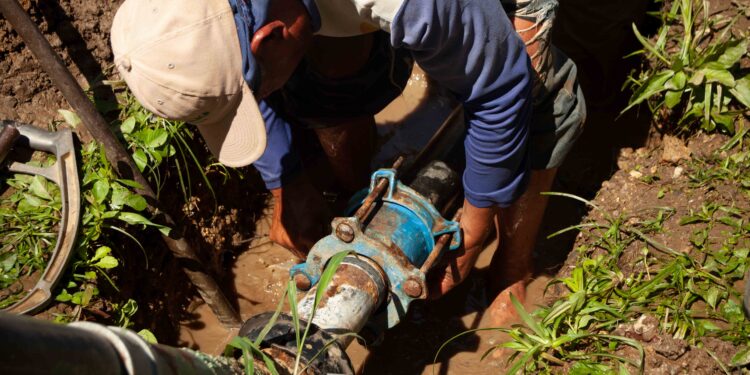 En Guacara fue corregida fuga de agua potable en Pozo El Mahomo