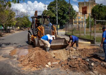 Alcaldía de Guacara reparó fuga de agua potable en sector Malavé Villalba