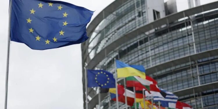 La UE dice que la inhabilitación de Machado socava la democracia y el Estado de derecho