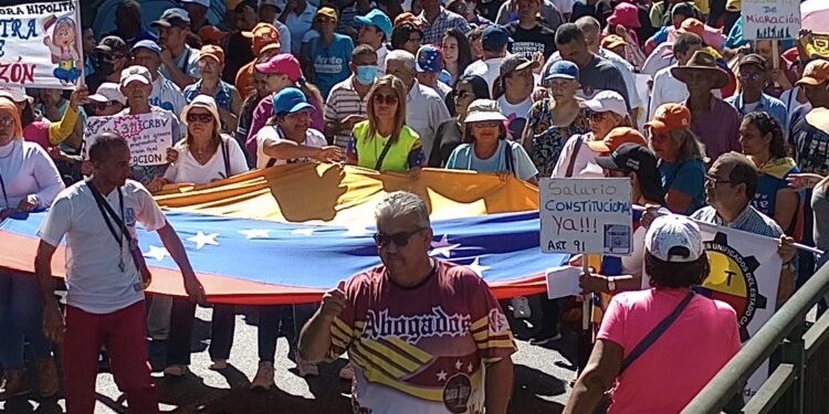 Oposición en Carabobo marchó y se concentró de forma pacífica en Valencia