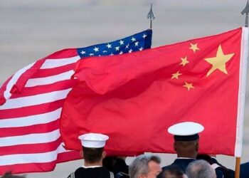 Militares de Estados Unidos y China se reúnen por primera vez en persona en cuatro años