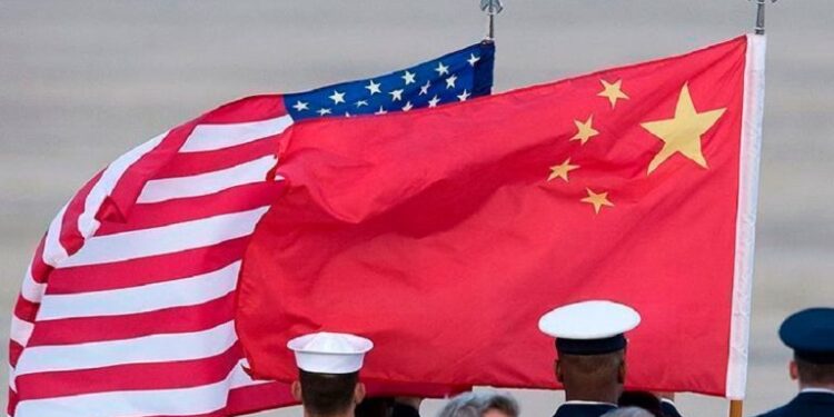 Militares de Estados Unidos y China se reúnen por primera vez en persona en cuatro años
