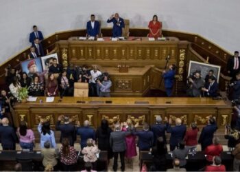 Chavismo dice que la Asamblea Nacional prepara una severa ley para fiscalizar las ONG