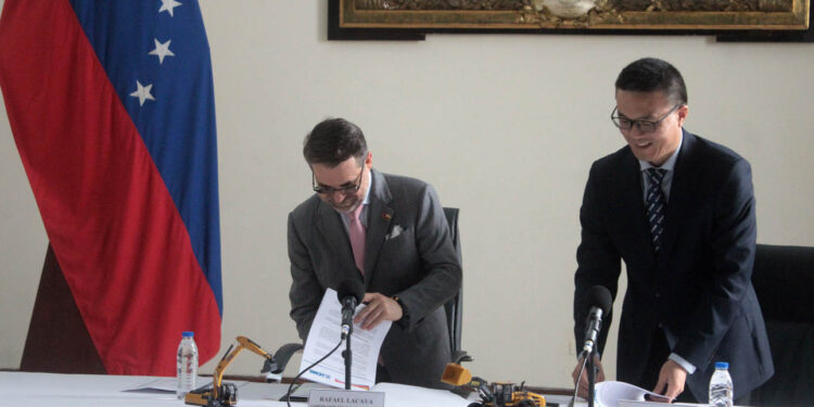 Corporación empresarial china XCMG construirá su primera planta de ensamblaje de maquinaria pesada en Carabobo