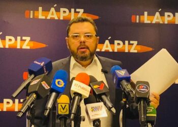 Ecarri: «Resucitar sanciones es una idiotez criminal que mata de hambre y atornilla a Maduro»