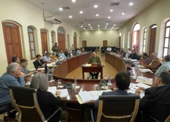 Presidentes de las cajas de ahorro de la UC plantearon situación de retraso en aportes y retenciones