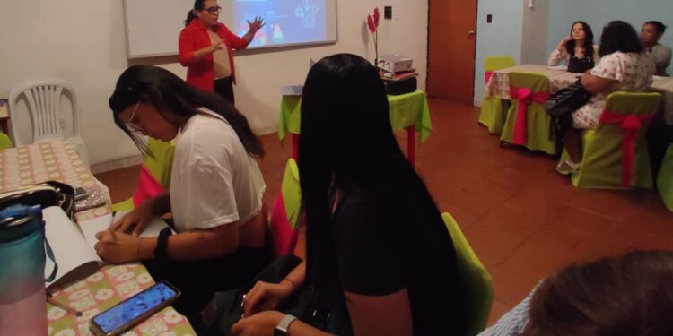 Realizan desde Chivacoa, estado Yaracuy el primer Taller Mujeres Emprendedoras: Diseñando el Futuro