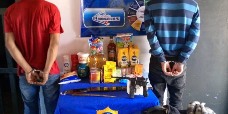 Policarabobo capturó en flagrancia a dos sujetos por secuestro e intento de robo en una bodega al sur de Valencia