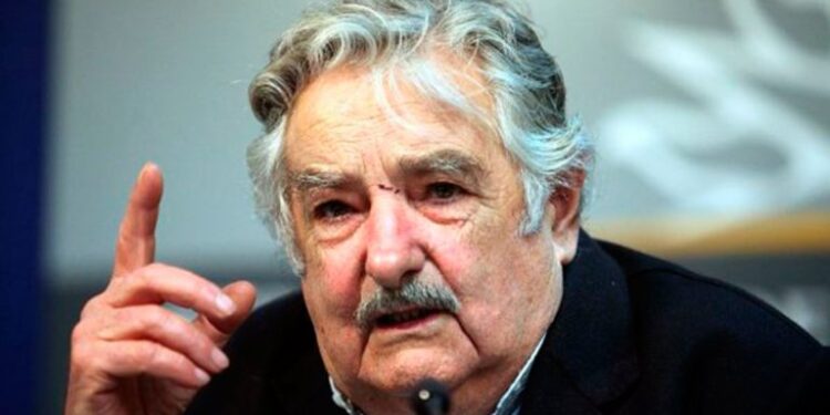 El expresidente uruguayo José «Pepe» Mujica asegura que Venezuela tiene un gobierno autoritario