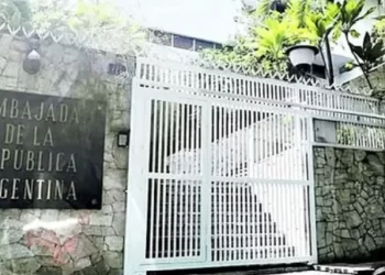 Seis opositores están refugiados en la embajada de Argentina en Caracas