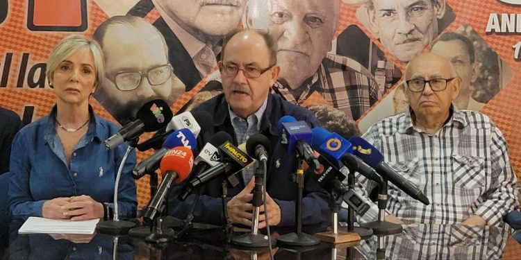 Secretario general del MAS afirma que no han sido notificados acerca del presunto impedimento de postular candidato presidencial