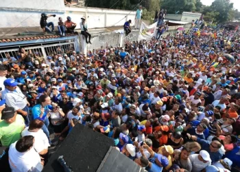 María Corina Machado desde el sur de Valencia: «Nadie nos sacará de la ruta electoral»