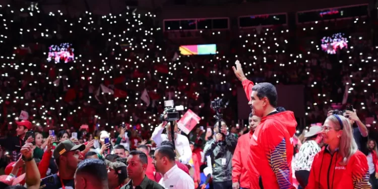 Maduro aspira a llegar a los 18 años en el poder, más que Hugo Chávez