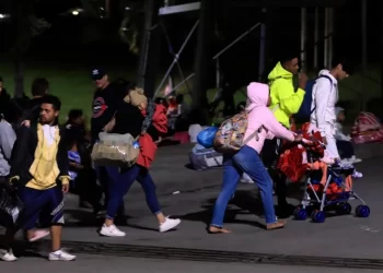 Unos 87 mil 800 migrantes, la mitad venezolanos, cruzaron Honduras entre enero y febrero