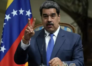 Maduro dice que la inflación en Venezuela registrará este año su nivel más bajo en una década