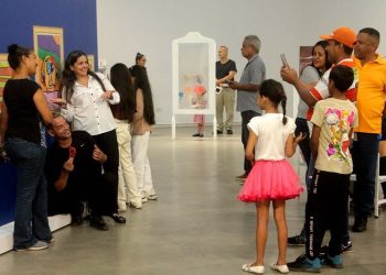 Carabobeños disfrutan primer día de “Picasso” en el Museo de la Cultura de Carabobo