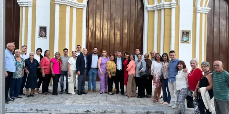 Juramentan nueva Junta Directiva de la Sociedad Amigos de Naguanagua