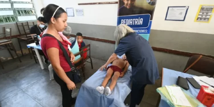 Fundación realizó jornada de salud a comunidad del sur de Valencia