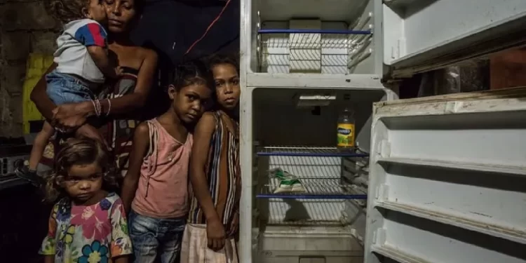 Oficialismo asegura que sólo el 6 % de la población sufrió déficit nutricional en 2023