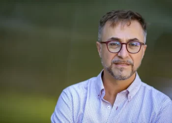 Encuentro literario con Rafael-José Díaz en la Galería Braulio Salazar