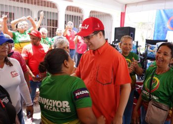 Alcaldía de Valencia despliega Plan Social Comunitario en Ricardo Urriera