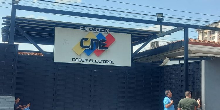 Yurizay Pacheco exige prórroga para inscribirse en el registro electoral en vista de las irregularidades en el proceso