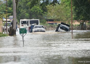 Los estragos causados por las lluvias  en Trapichito, José Leonardo Chirinos y La Mirandita