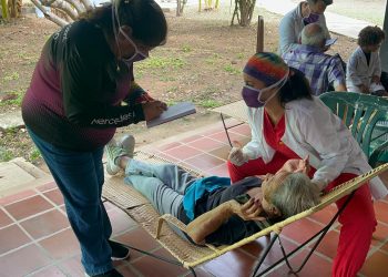 Alcaldía de San Diego ofreció jornada odontológica a abuelos del Centro Recreacional Juan Pablo II