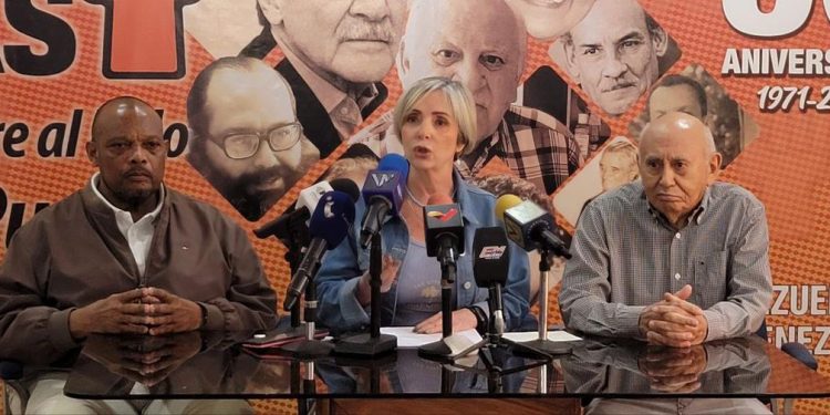 MAS respalda candidatura de Edmundo González Urrutia
